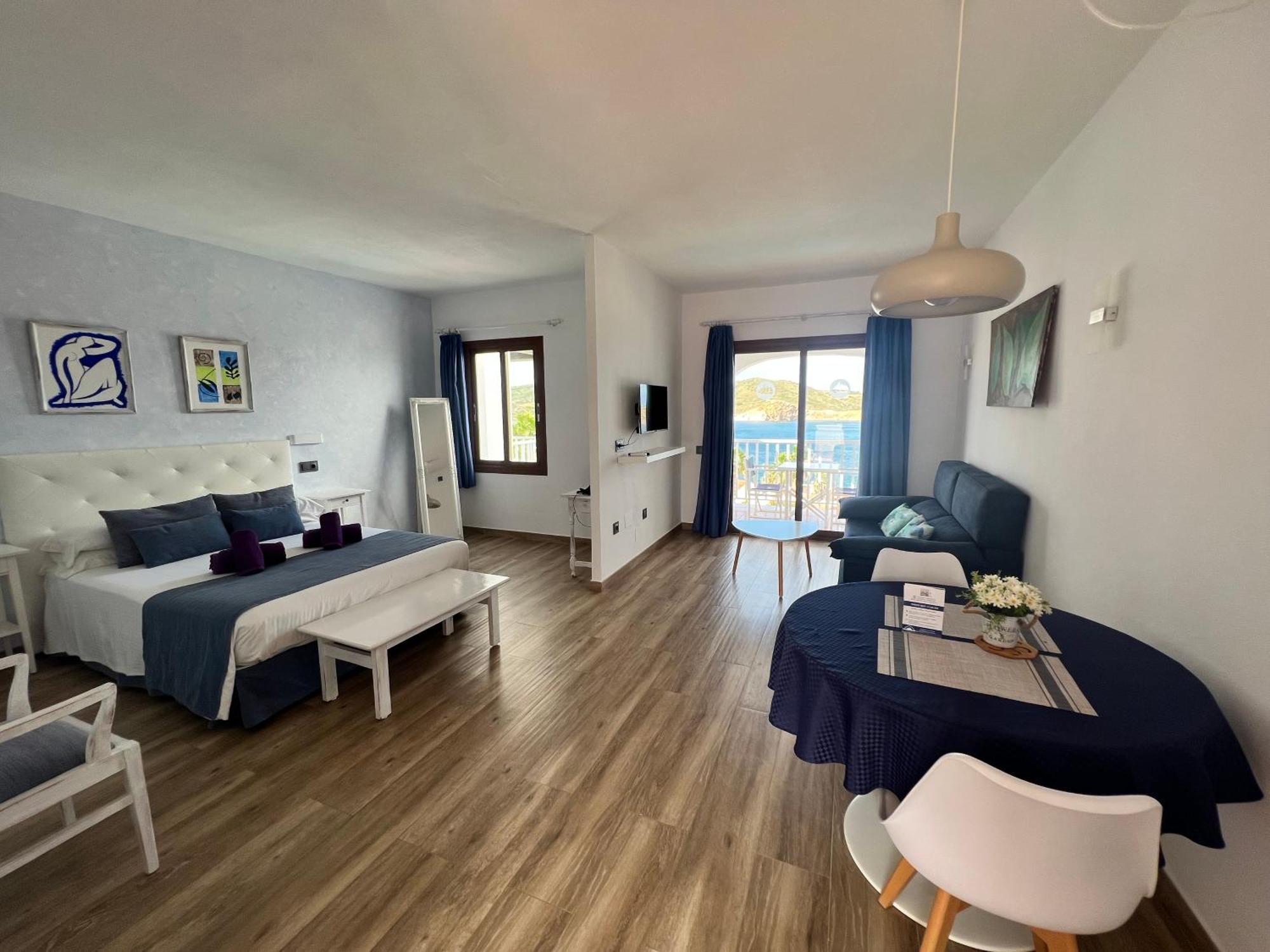 Apartamentos El Bergantin Menorca Club Fornells  Exterior foto